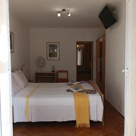 Rita Gostinjska kuća *